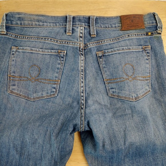 Lucky Brand Women's 6/28 Long Sofia Boot Medium Wash 8.5 Rise Bootcut Blue Jeans - Picture 4 of 8